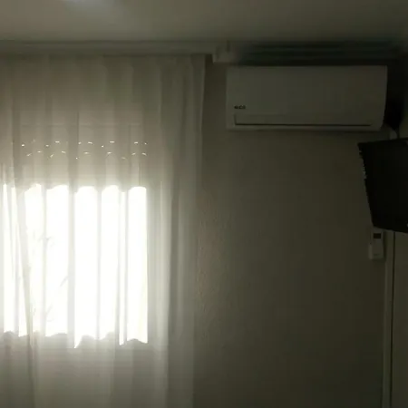 Laguna Apartment *